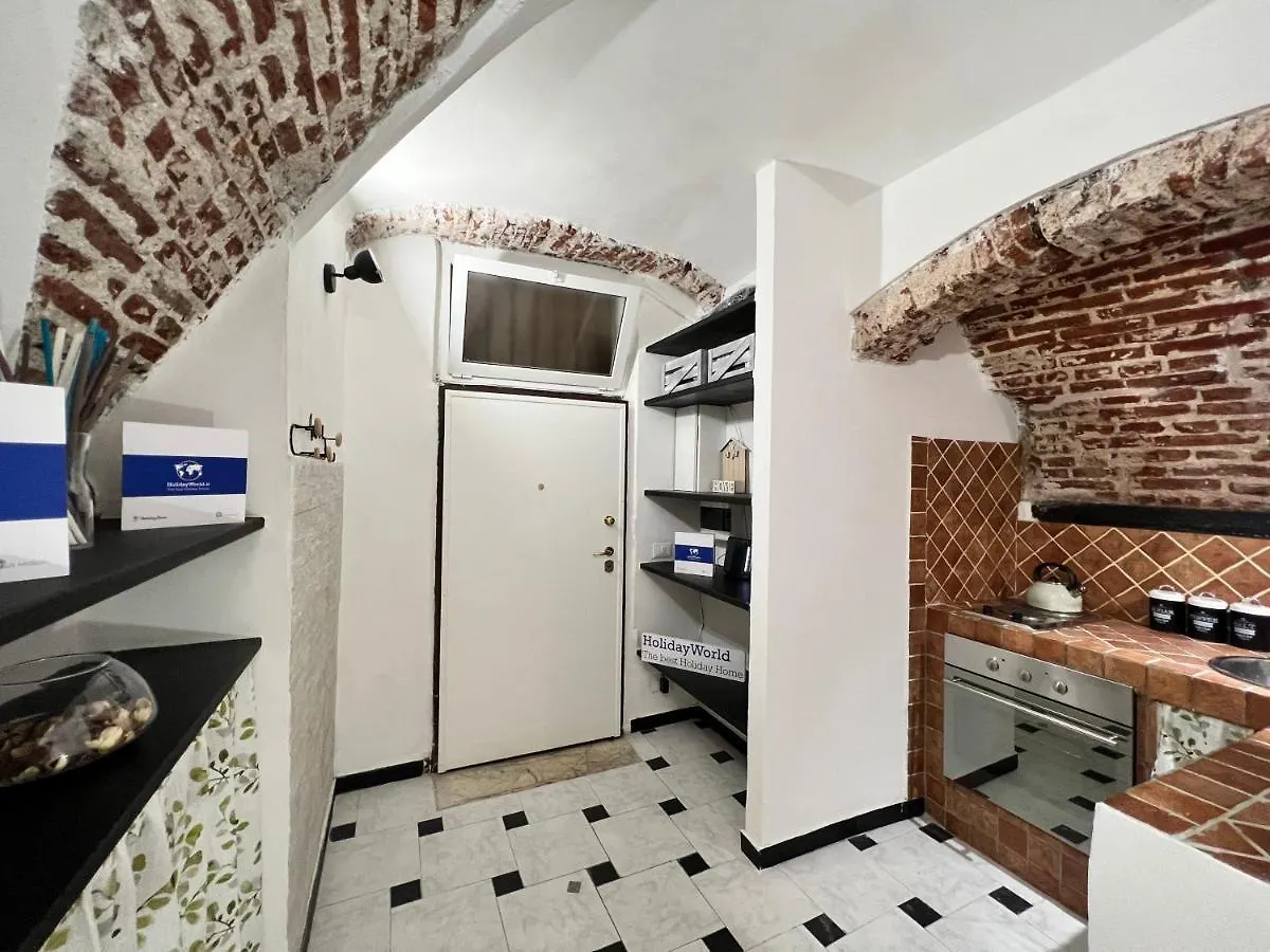 Apartment La Casa Di Zuli By Holiday World Genoa