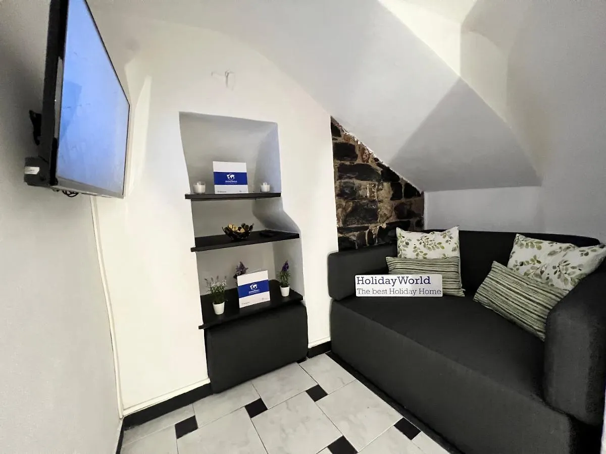 La Casa Di Zuli By Holiday World Genoa